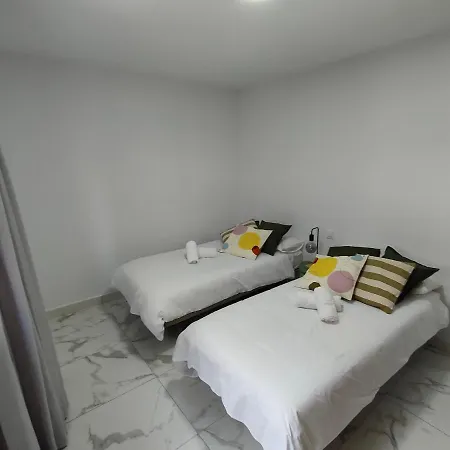 Hola